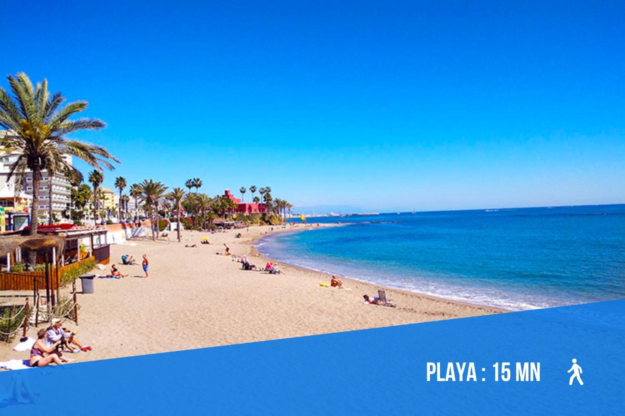 Appartement Spacieux Avec Terrasse Et Piscine Benalmadena Luaran gambar